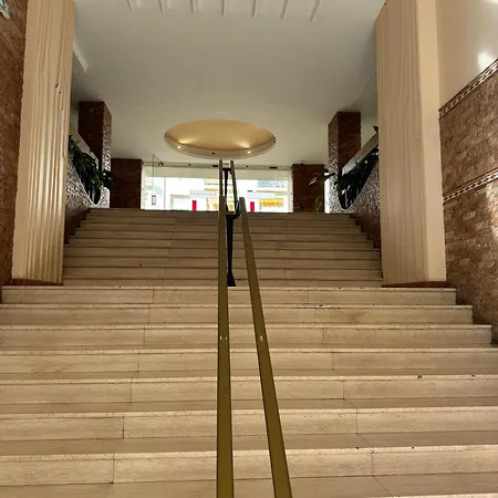 Du Casino